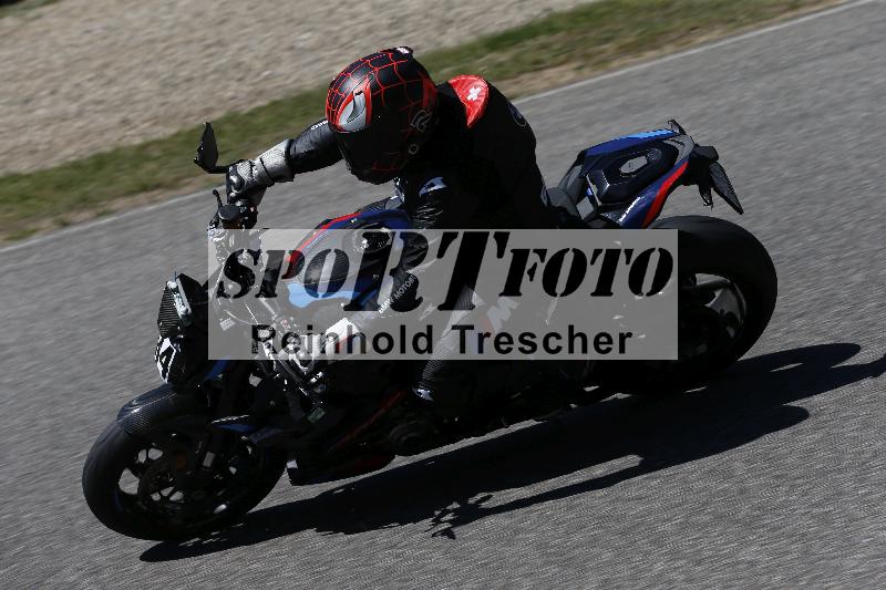 /15 22.05.2026  Plüss Moto Sport  Discover the Bike ADR /Gruppe gruen - Bike 1/64